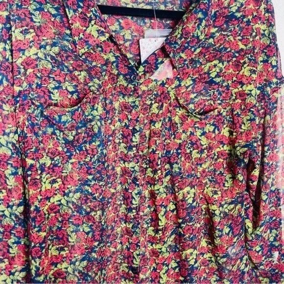 Free People Floral Sheer Easy Rider Button Down Blouse Size Medium NWT - Picture 6 of 10